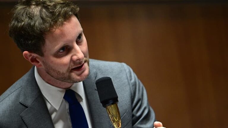 Beaune dénonce une mesure « discriminatoire »